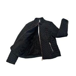 BELLIVERA ~ Black Quilted Bomber Jacket w/Plush Lining and Pockets size M/ML